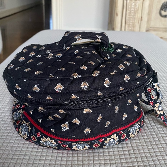 Vera Bradley New Classic Black Quilted Travel Cosmetic Bag - Picture 2 of 11